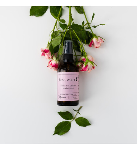 Ružová voda 100% prírodná Objem: 50 ml Ružová voda 100% prírodná Objem: 50 ml