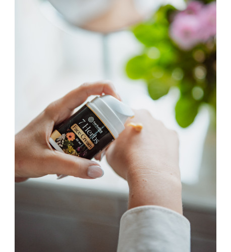 7 Herbs Face Cream – anti-age bylinný krém s kozím kolostrom a 7 bylinami – 50 ml 7 Herbs Face Cream – anti-age bylinný krém s kozím kolostrom a 7 bylinami – 50 ml